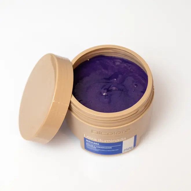Máscara Capilar Loira Iluminada Revitalizadora de Cores - 250g  2