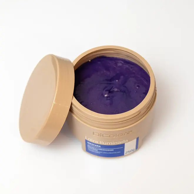 Máscara Capilar Loira Iluminada Revitalizadora de Cores - 300g  2